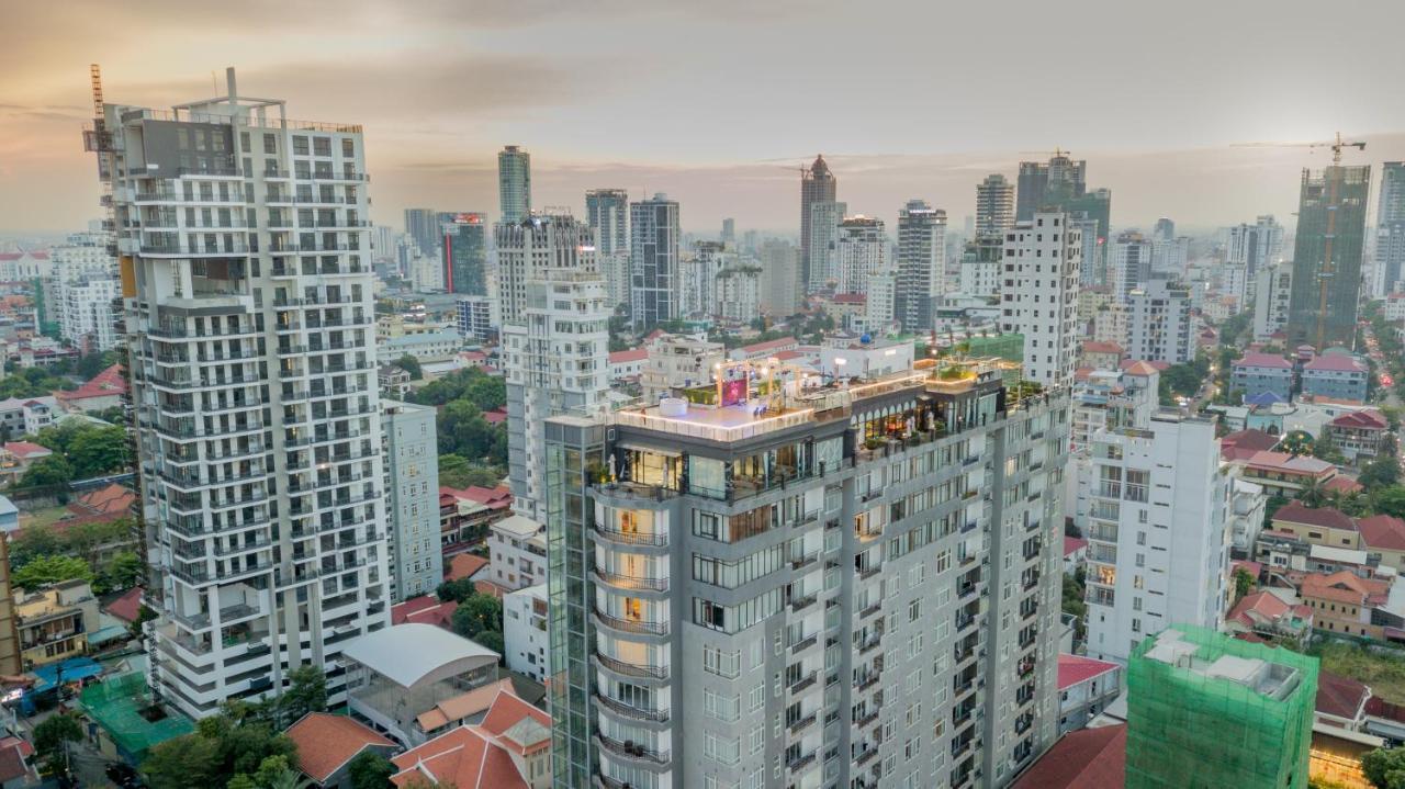 Ocean Hotel Phnom Penh Exterior foto